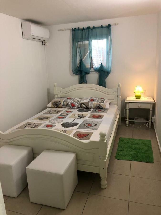 Appartement La tourterelle de Neron à Le Moule Extérieur photo